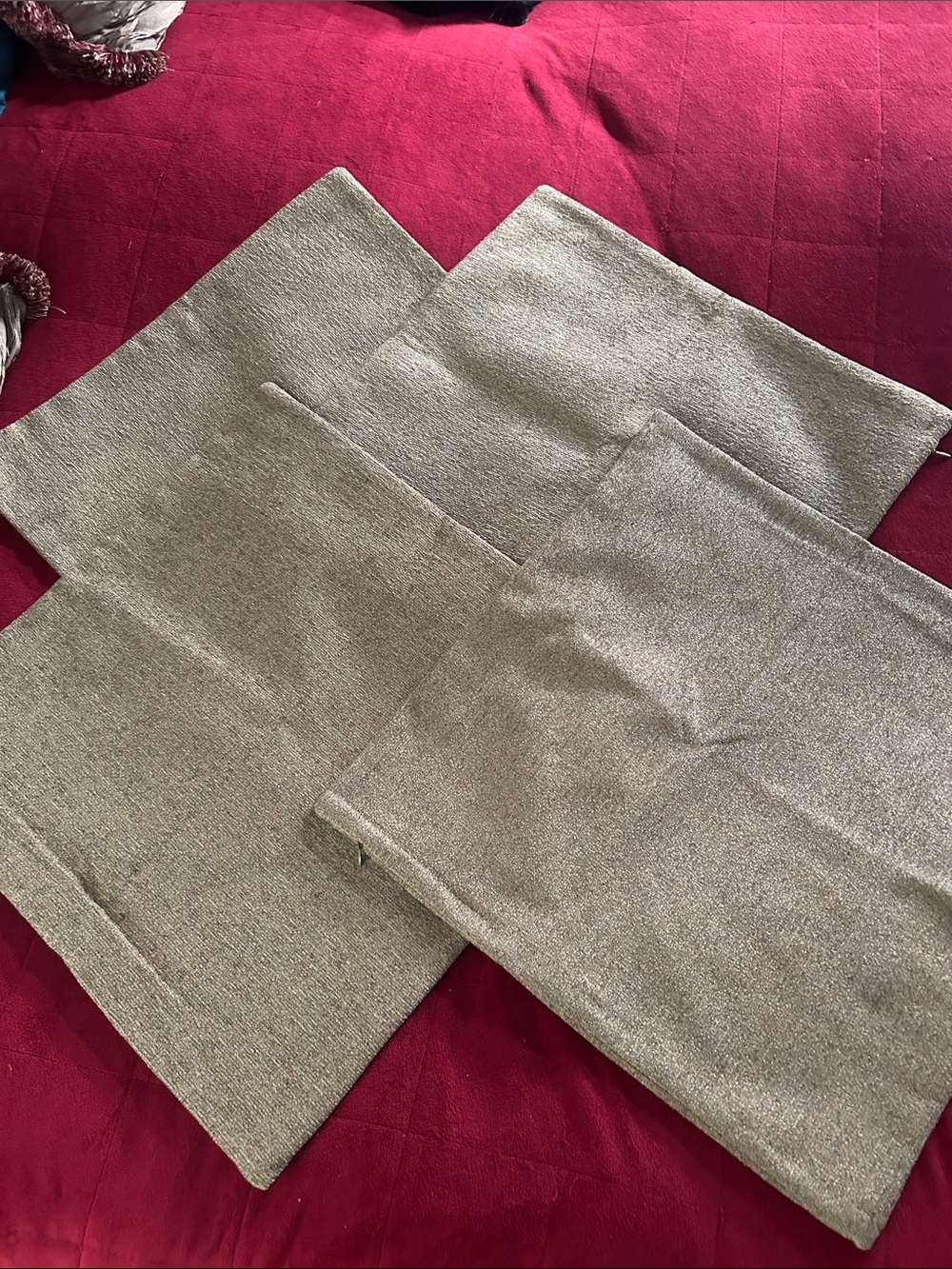 Set of 4 Shimmery Green / Gold Throw Pillow Covers